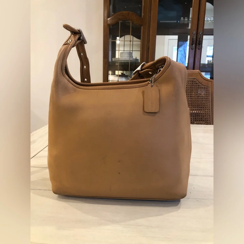 Vintage Coach Legacy Hobo Zip Shoulder Bag Camel Color Leather Nickel w/Hangtag - Picture 3 of 15